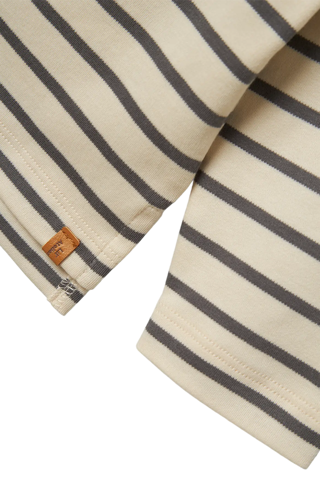 Limia LS Loose Top - Turtledove Poppy Seed