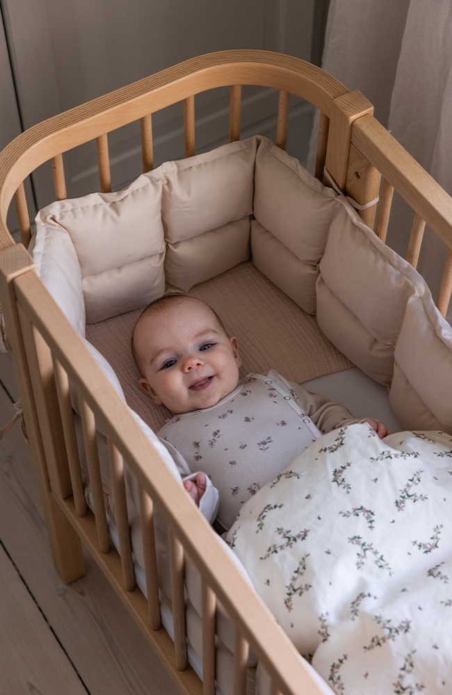 Sebra Bedside Crib - Wooden Edition