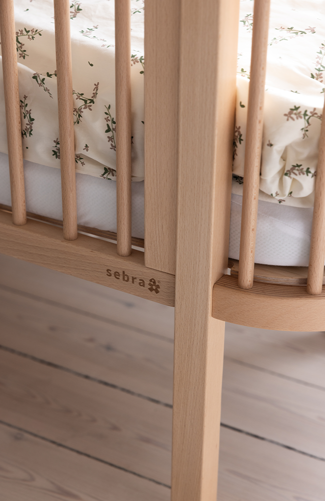 Sebra Bedside Crib - Wooden Edition