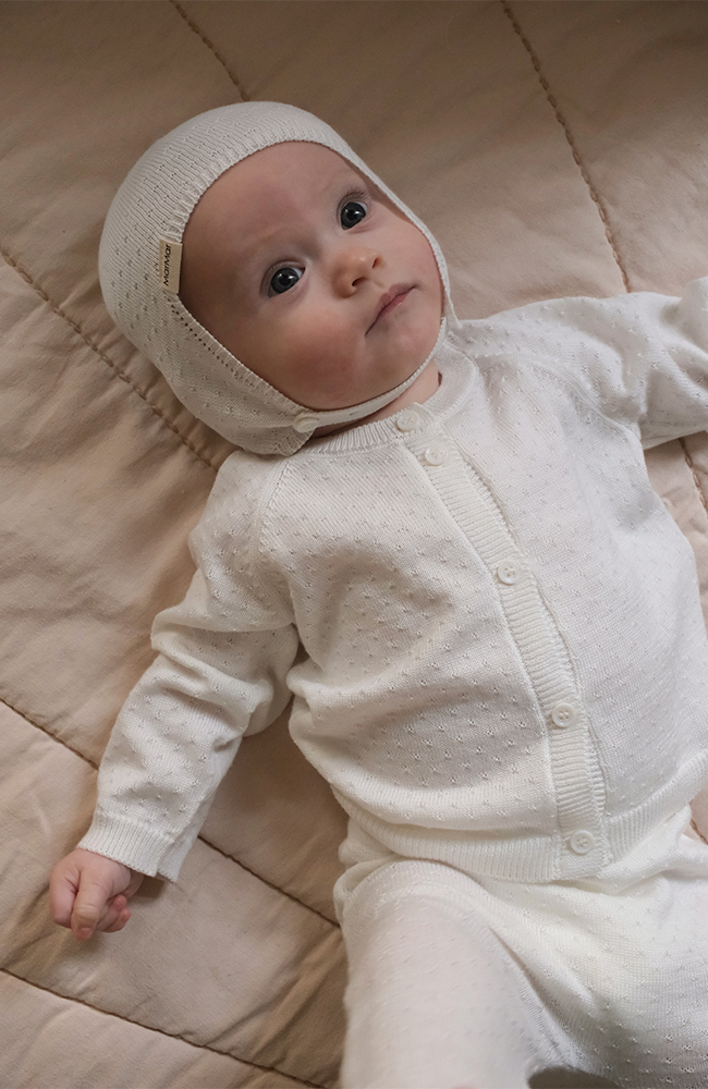 Taki Modal Mini Dots - Gentle White