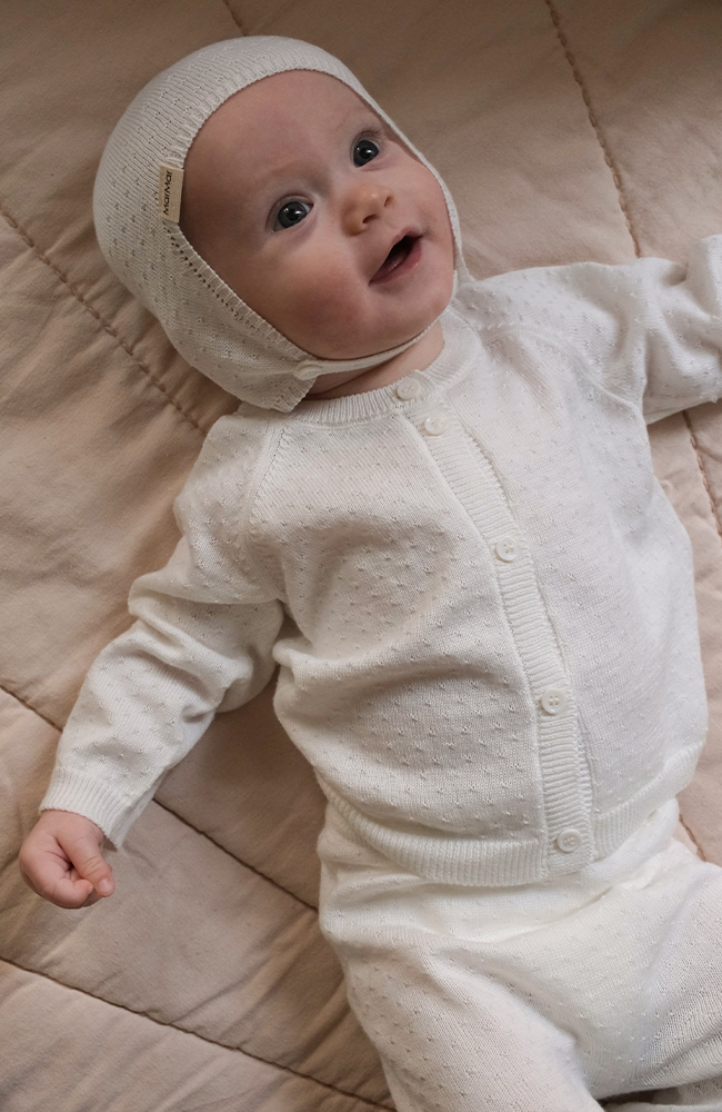 Taki Modal Mini Dots - Gentle White