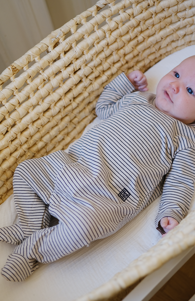 Bolde Baby Stripe Jumpsuit - Stripe Sandy / Classic navy Liewood onesie