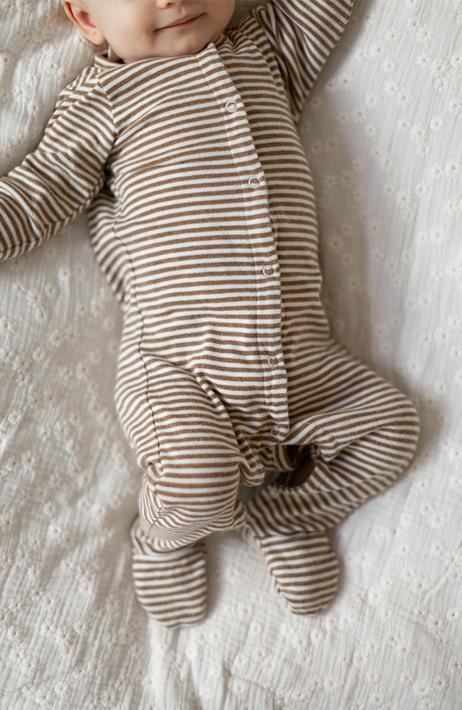 Newborn Suit w/ feet - Oat/Ecru
