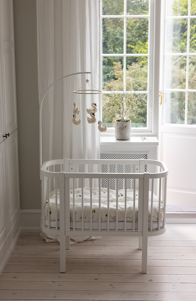 Sebra Bedside Crib - Classic White