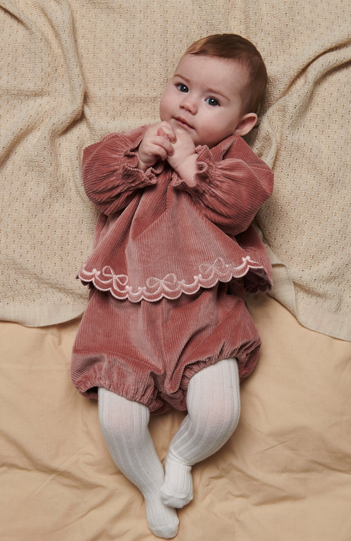 Manchesterset blus & bloomers - Winter Rose - detalj 3