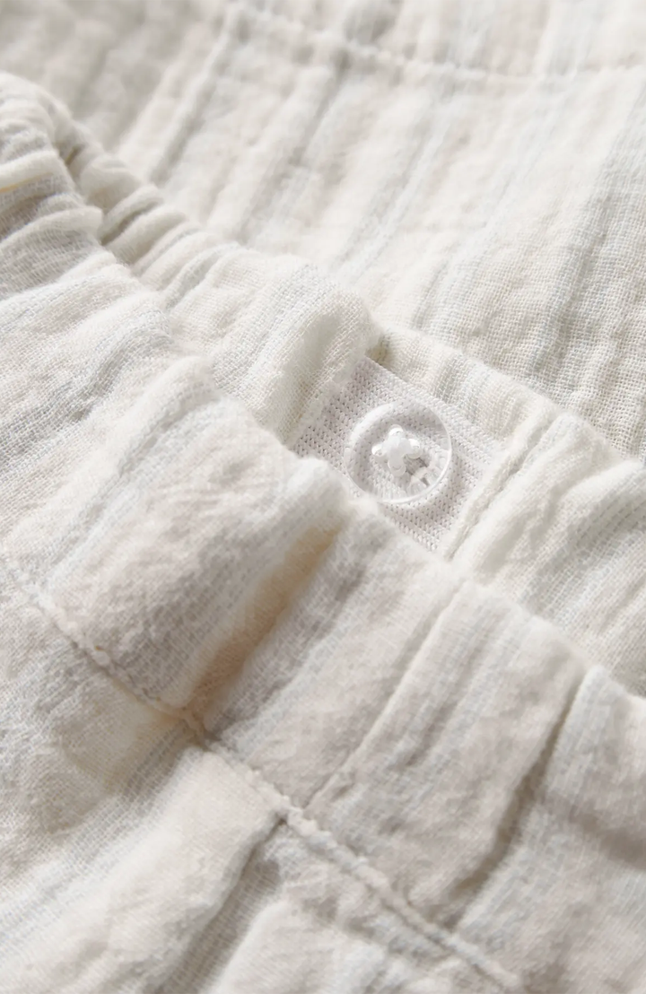 Hagi Loose Shorts - Coconut Milk/Dusty Blue