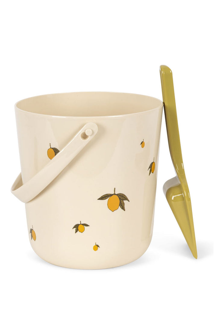 Beach Bucket and Shovel - Lemon Konges Slöjd Beach Toy