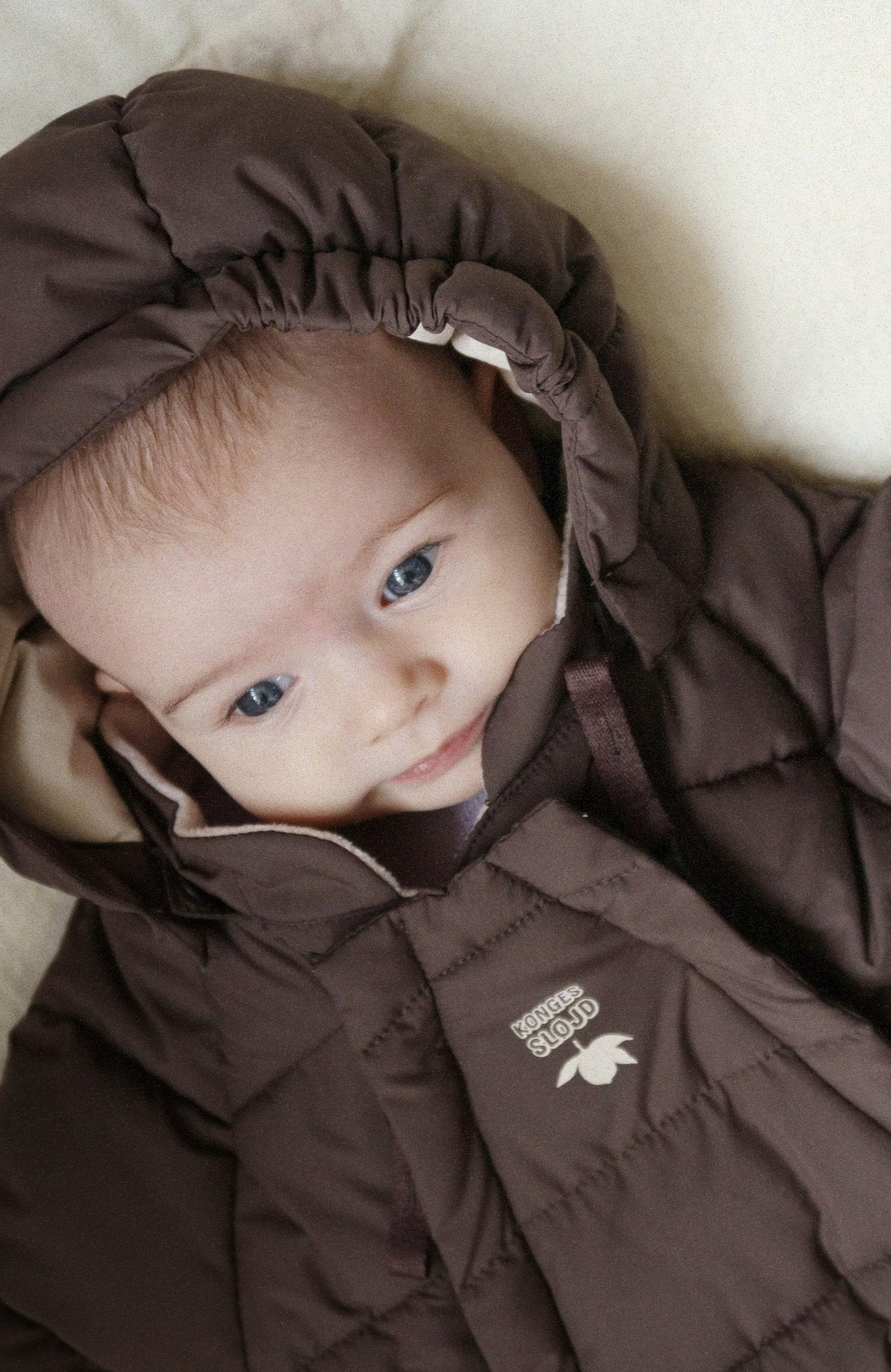 Alpi Baby Suit - Chocolate Brown – detalj 3