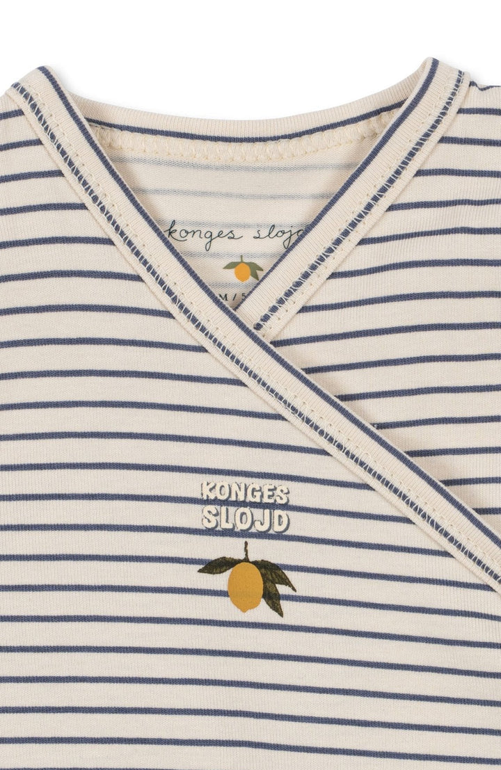 Basic Newborn Onesie - Stripe Como – detalj 2