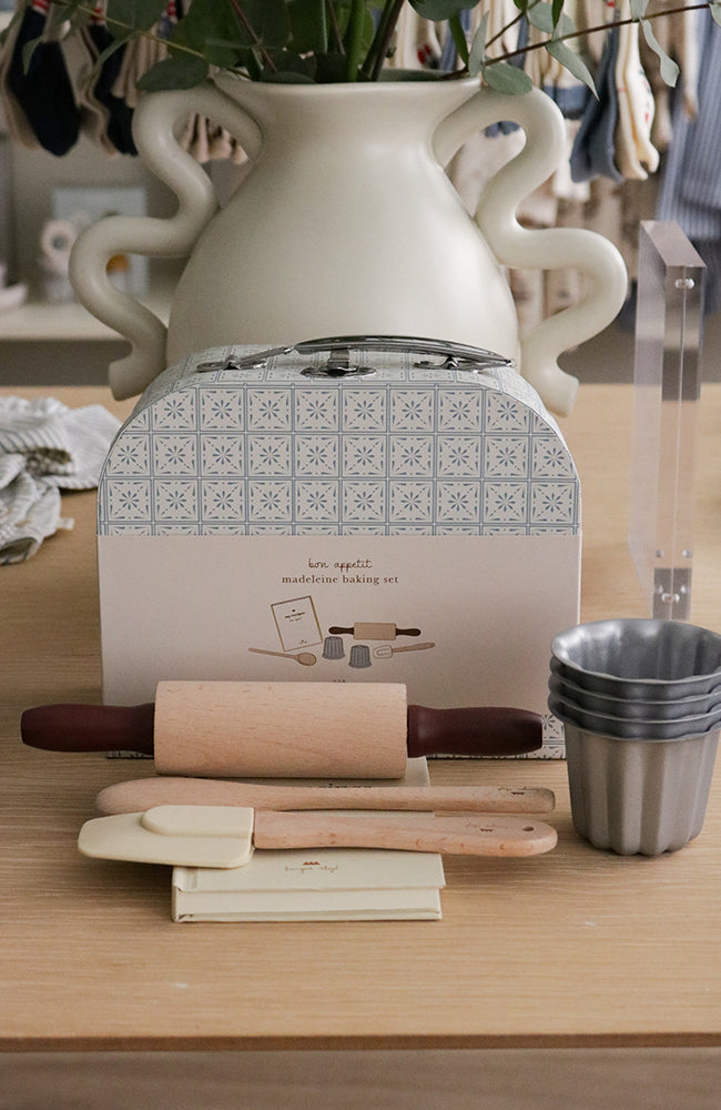 Madeleine Baking Set - Petite Cousine Konges Slöjd Leksak