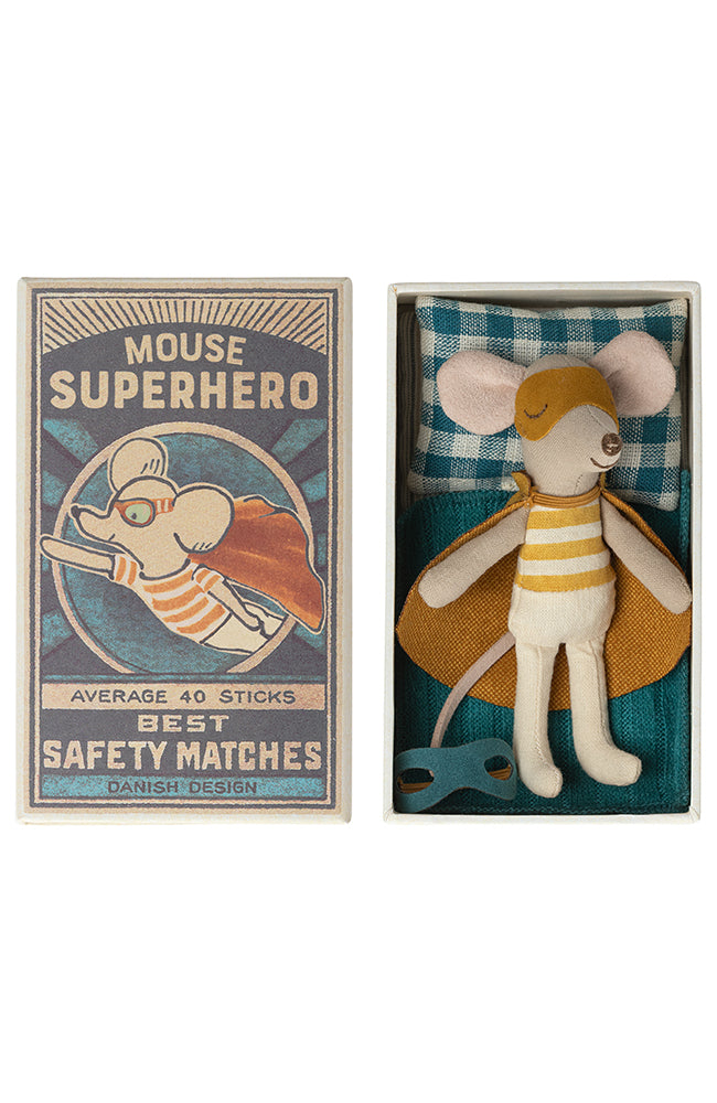 Super Hero Mouse - Little brother in matchbox Maileg Mjukdjur