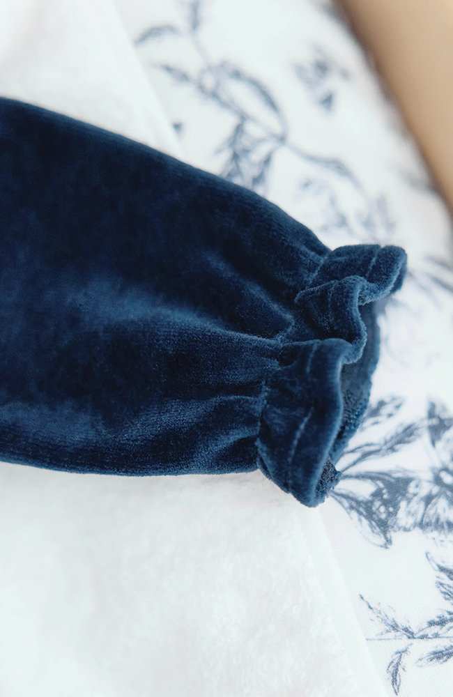 Onepiece - Blue Velvet Print Toile de jouy