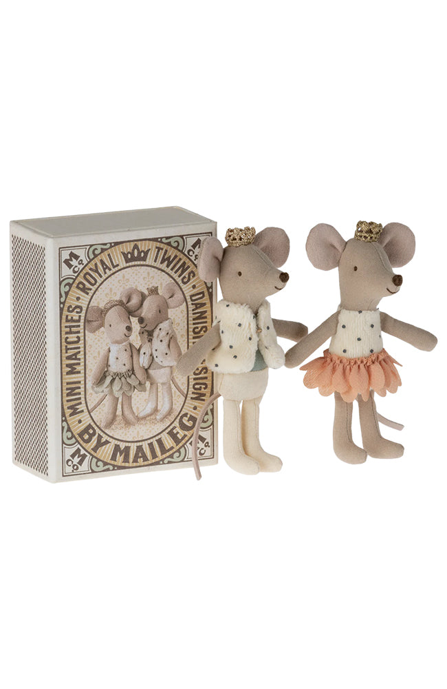 Royal Twins Mice Little sister and brother in box