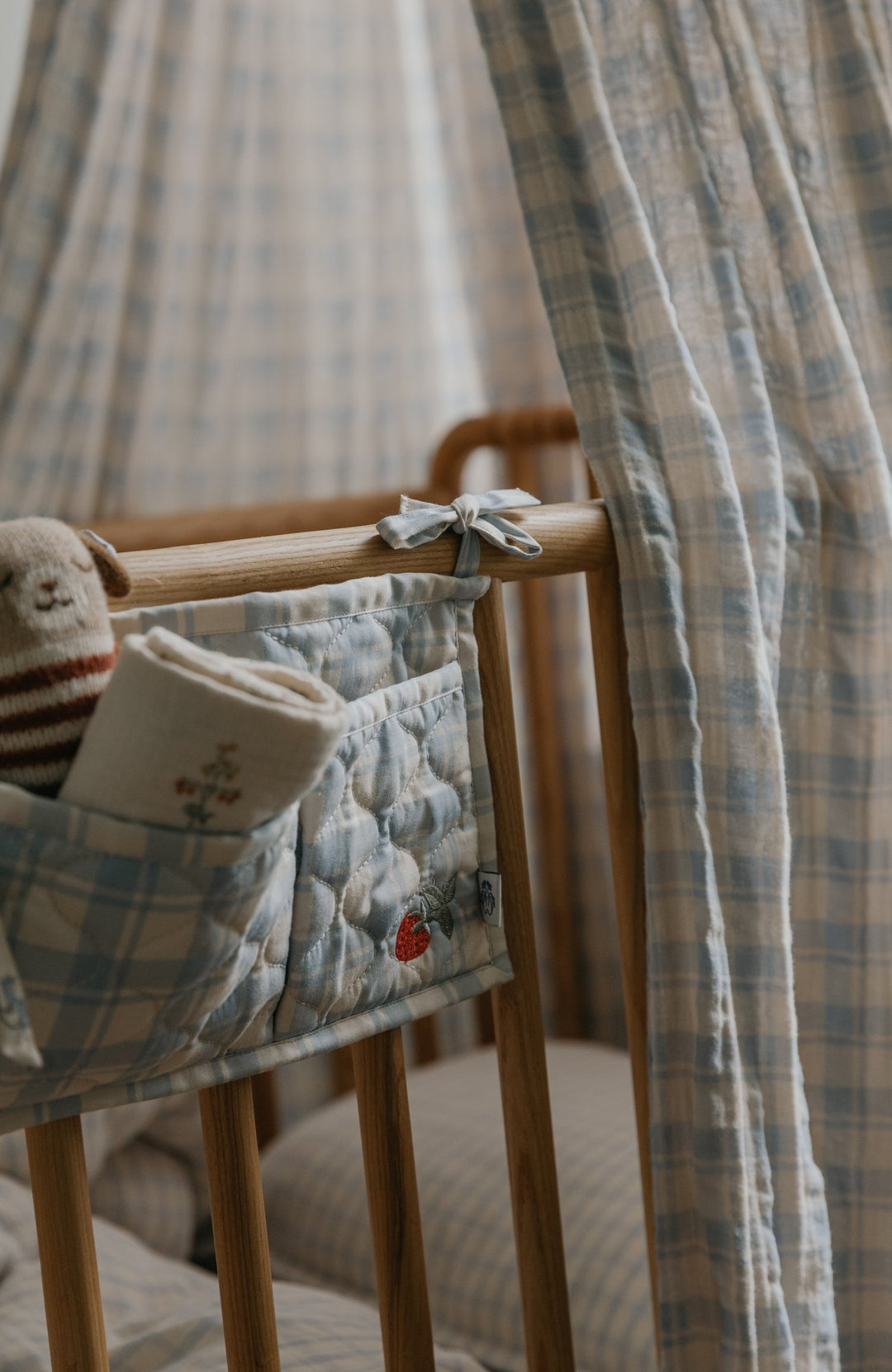 Quiltad Sängficka - Plaid Sky Blue