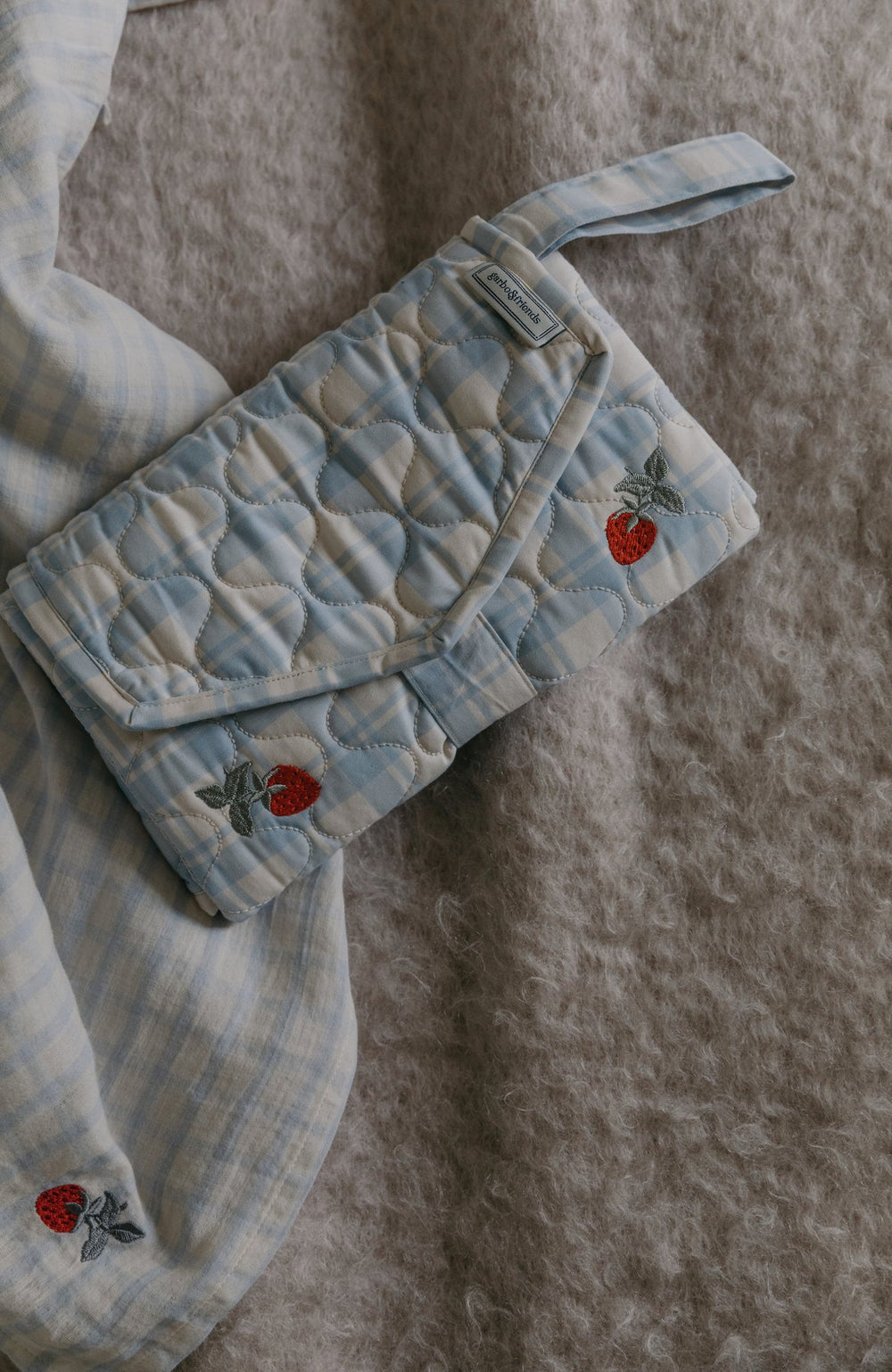 Quiltad Change to Go - Plaid Sky Blue